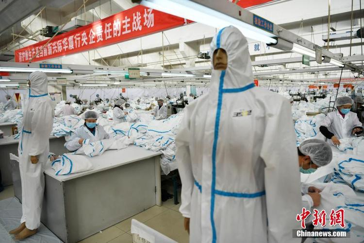河北超级工厂日产防护服26万套出厂24小时到武汉